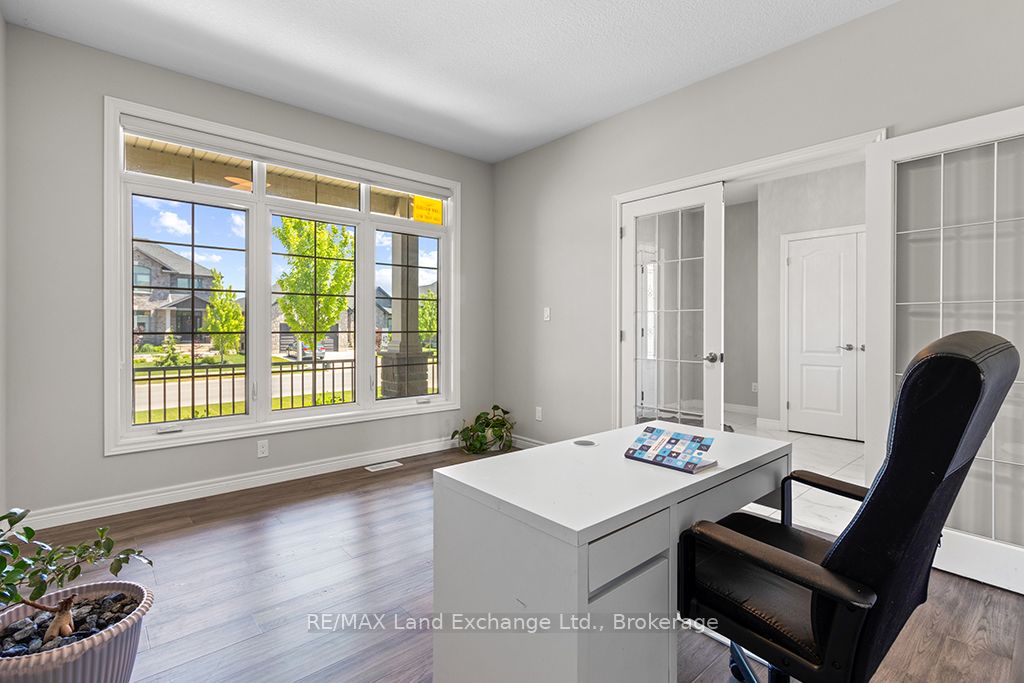 360 Devonshire Road Property Photo 14