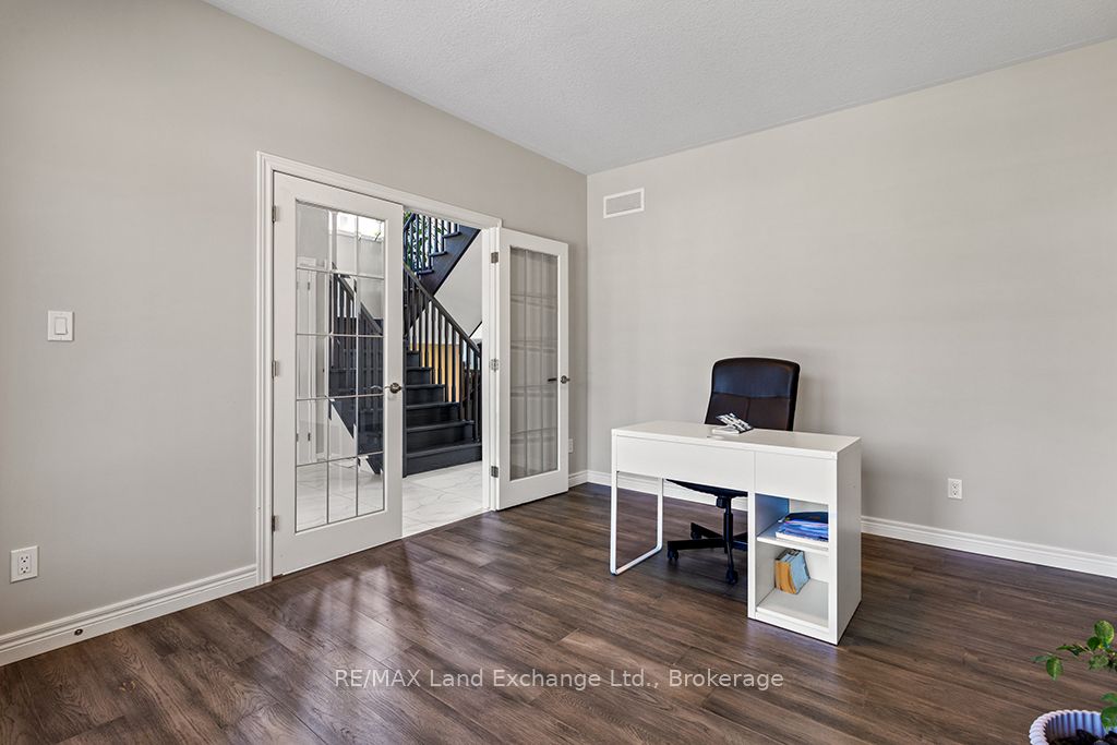 360 Devonshire Road Property Photo 15