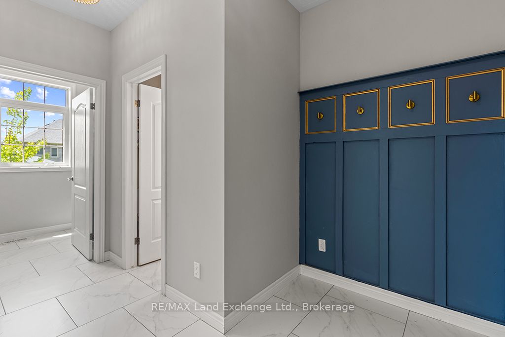 360 Devonshire Road Property Photo 16
