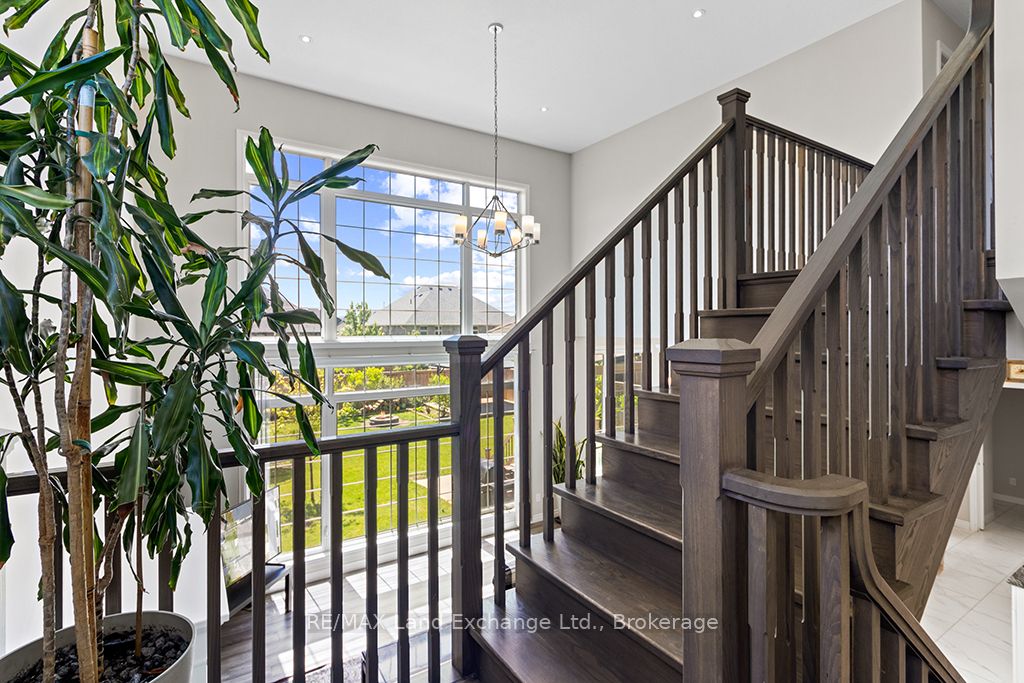 360 Devonshire Road Property Photo 21