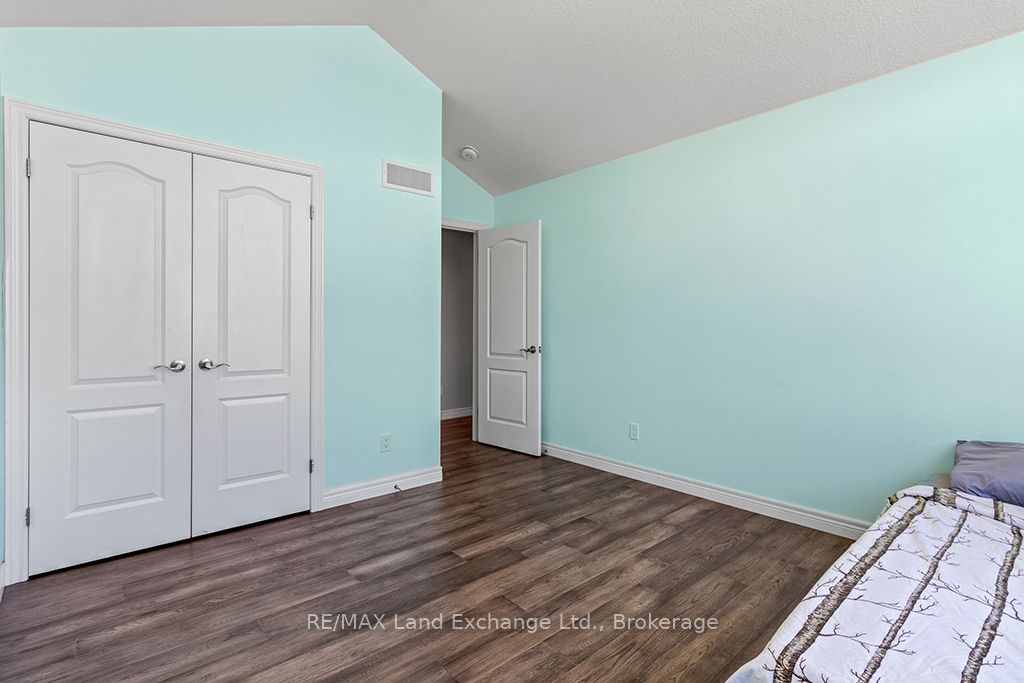 360 Devonshire Road Property Photo 28