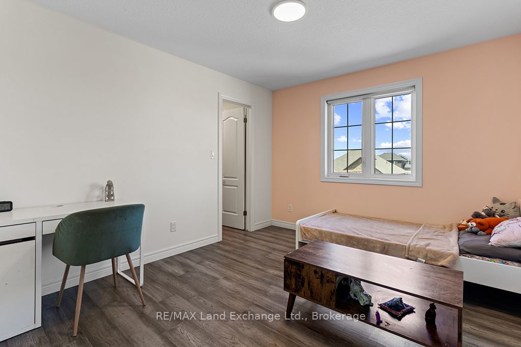 360 Devonshire Road Property Photo 29