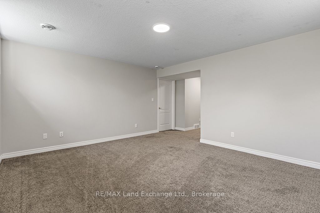 360 Devonshire Road Property Photo 36