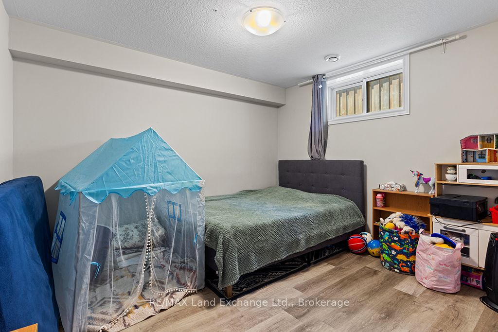 360 Devonshire Road Property Photo 42
