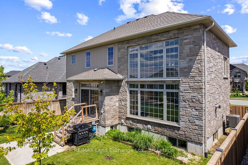 360 Devonshire Road Property Photo 44