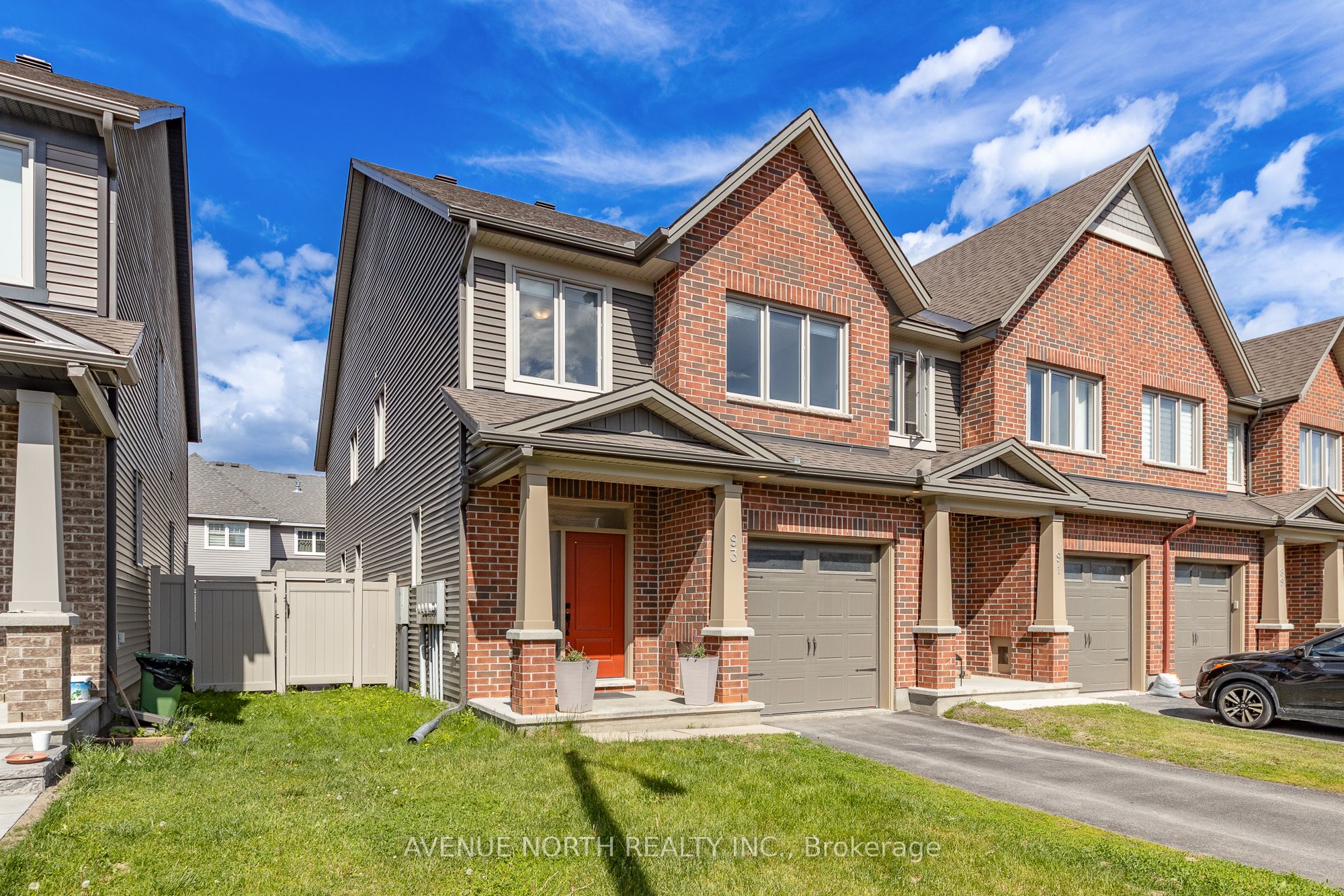 93 Nepeta Crescent Property Photo 1