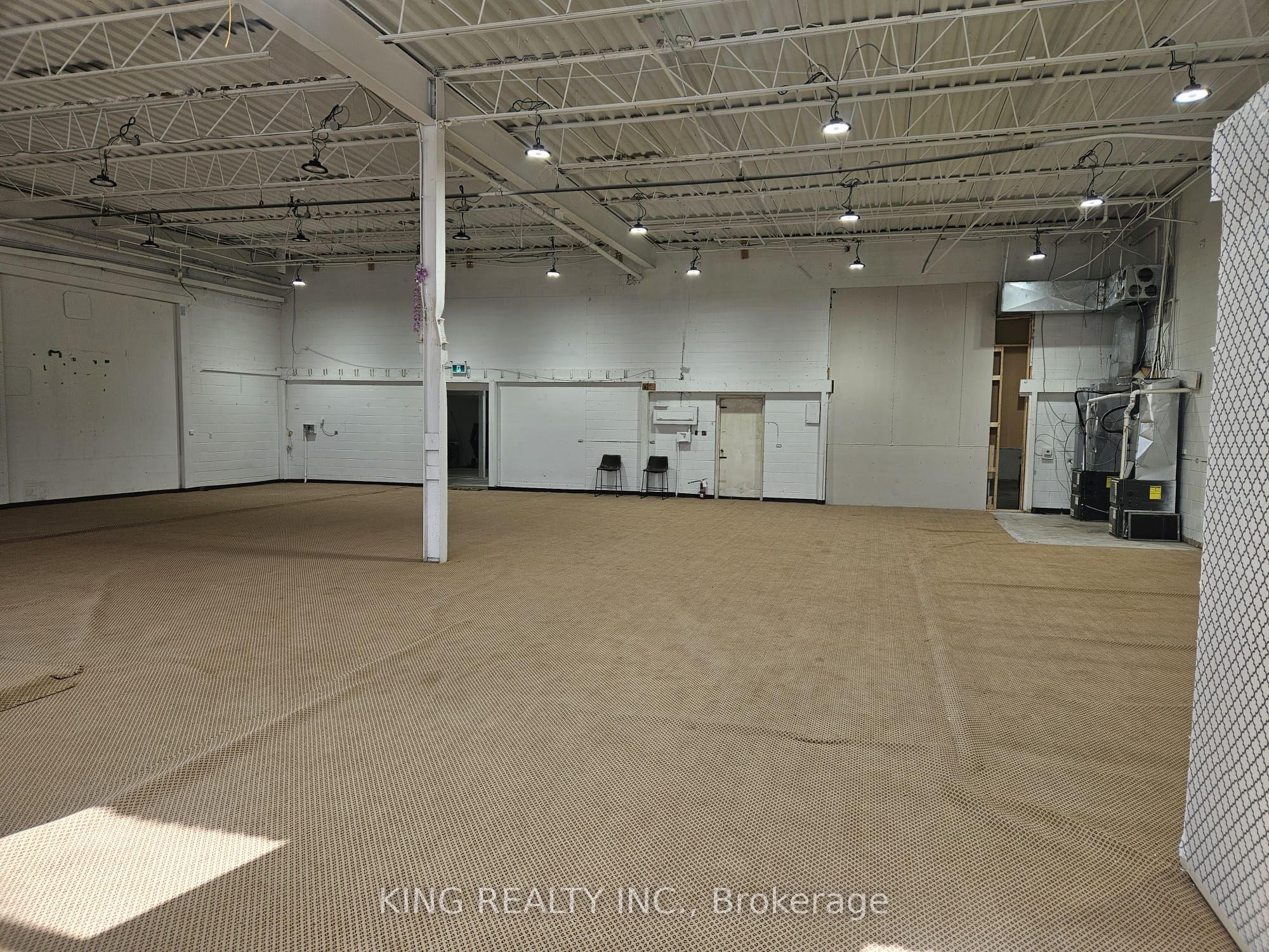 12-18 Clark Street Property Photo 5