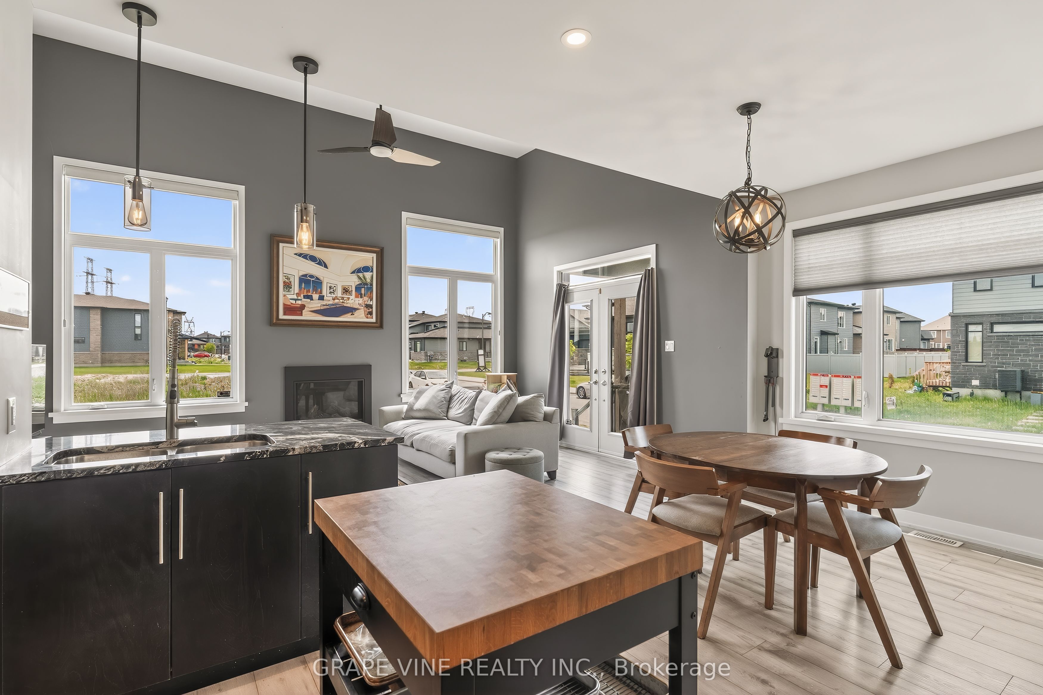 4802 Abbott Street E Property Photo 18