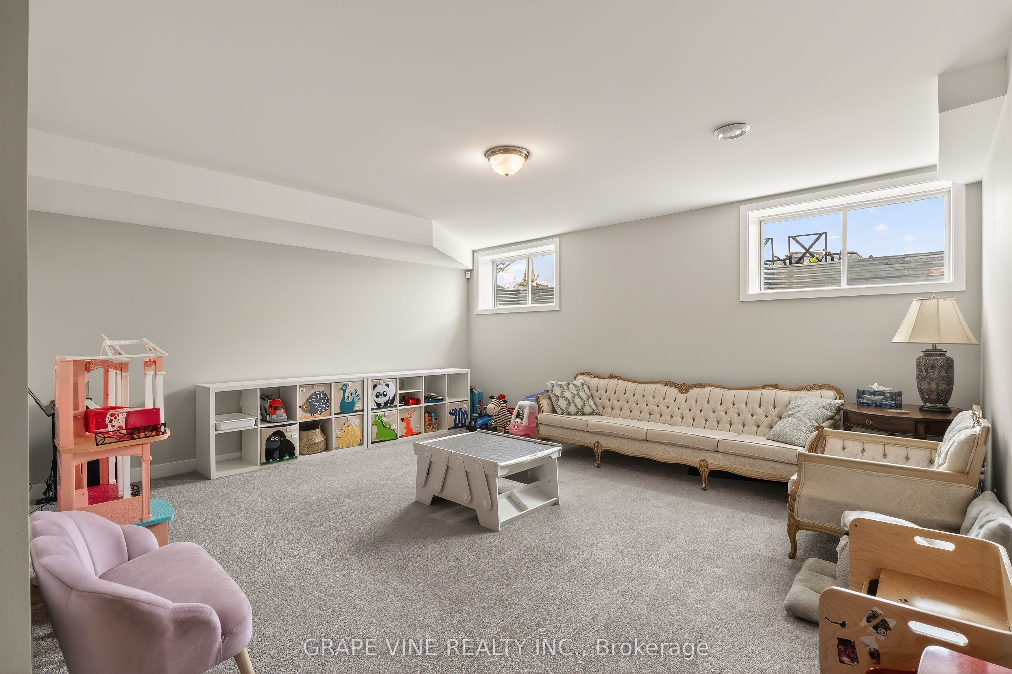 4802 Abbott Street E Property Photo 36