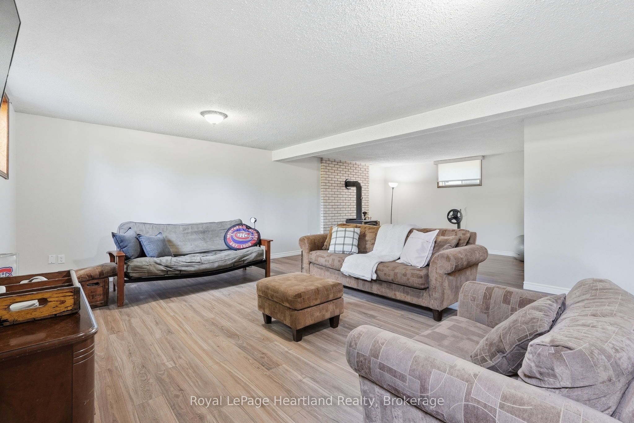 1041 Howick Street Property Photo 26