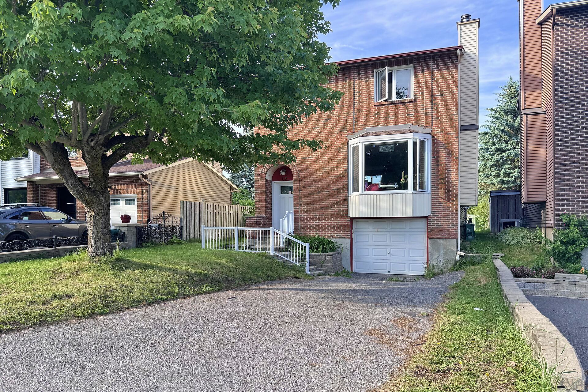 13 Coolspring Crescent Property Photo 1
