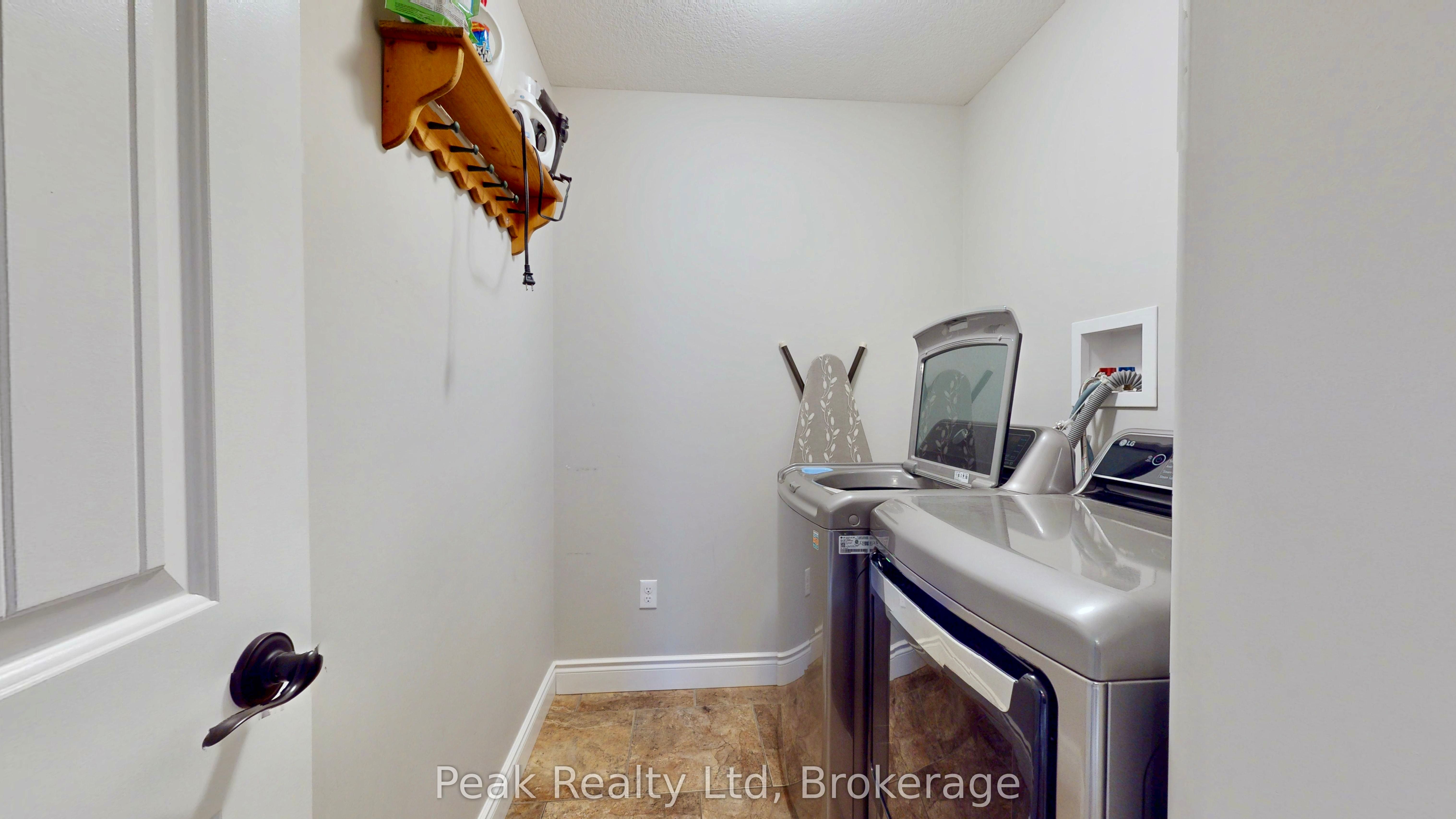 113 Edison Street Property Photo 12
