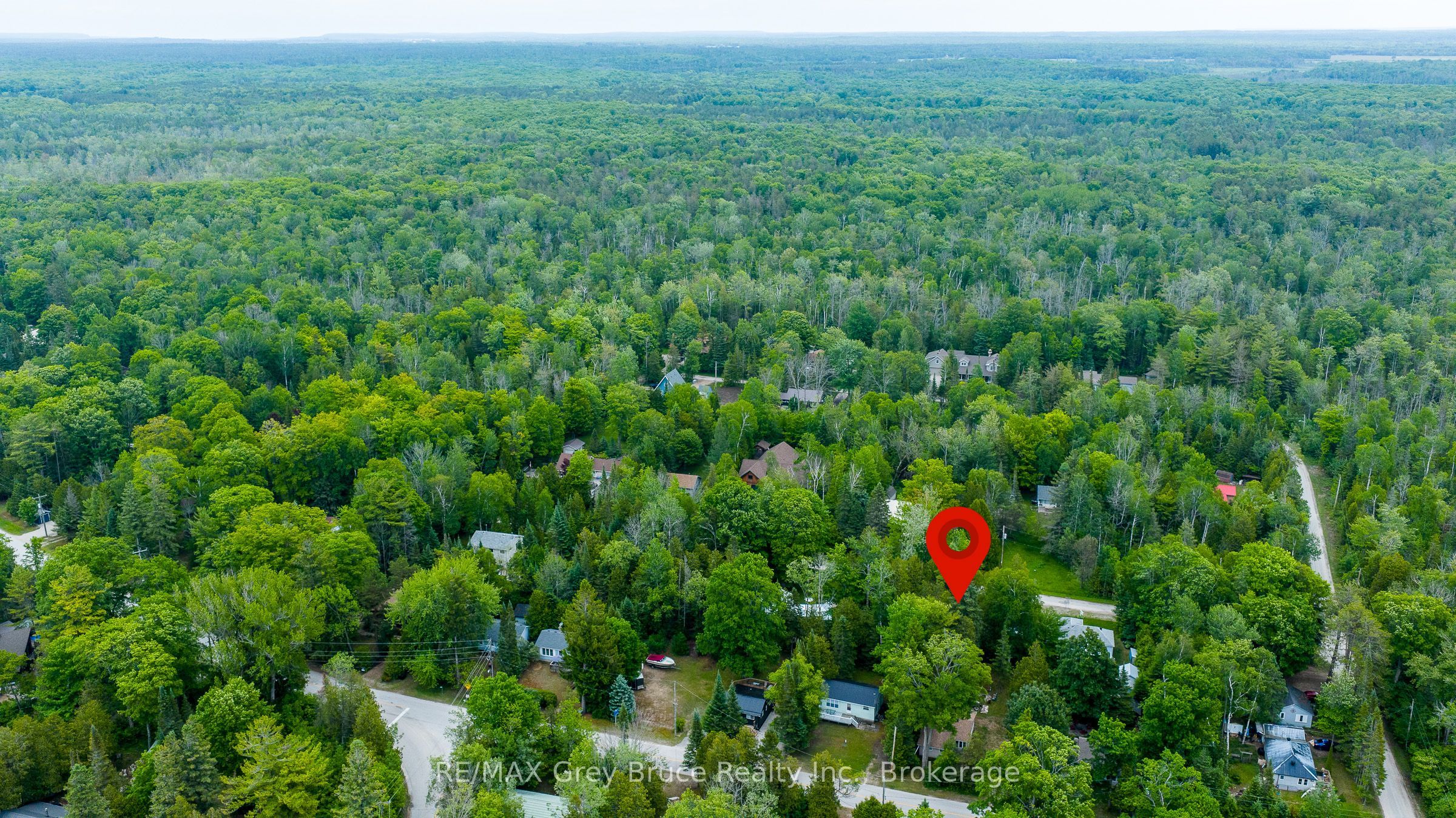 8 Toronto Avenue Property Photo 9