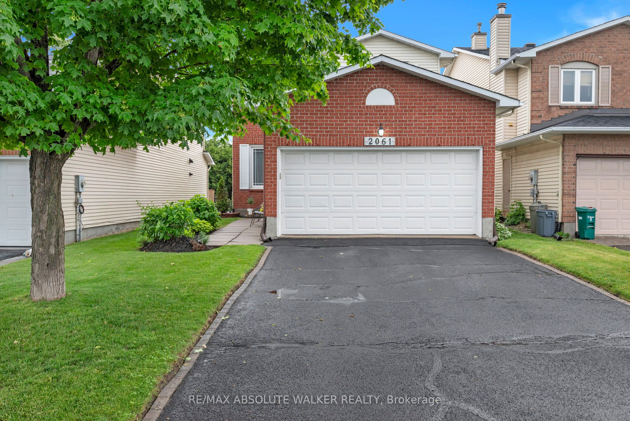 2061 Legrand Crescent Property Photo 1
