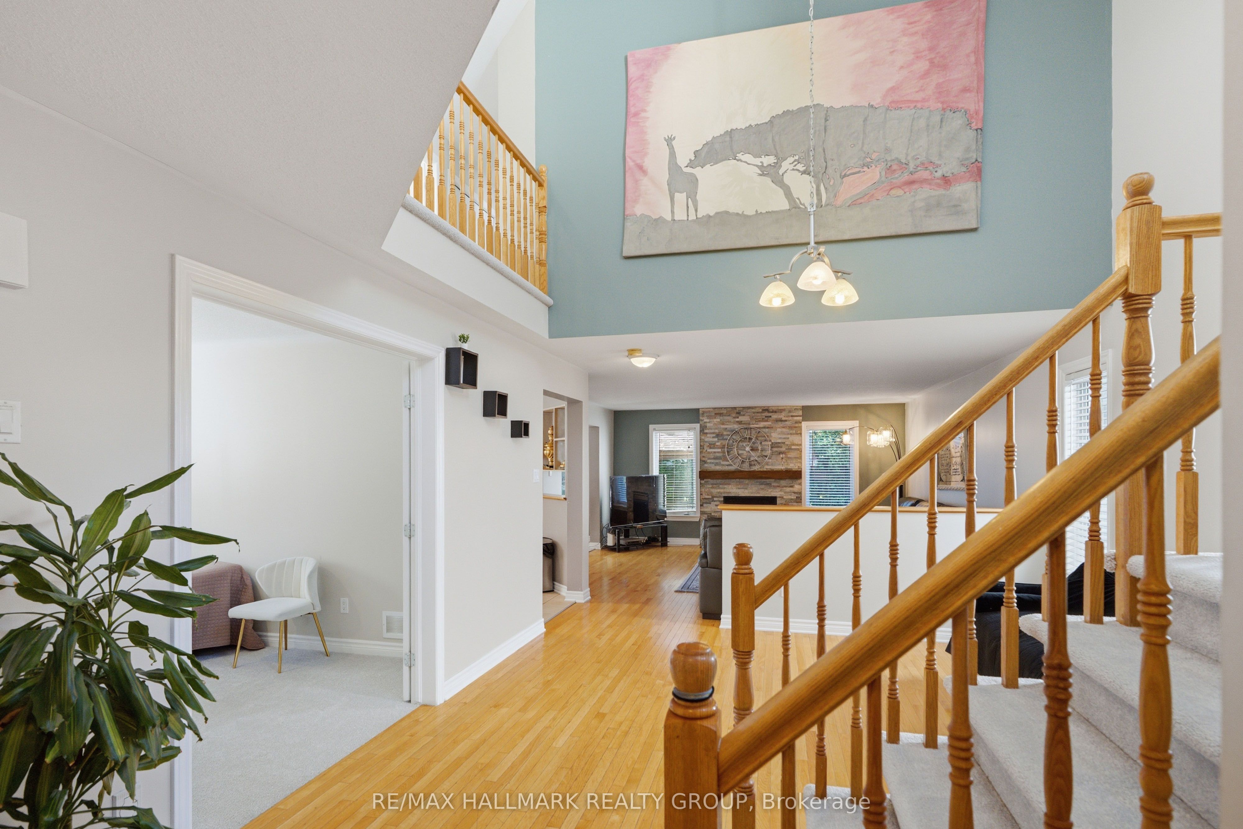 800 Long Point Circle Property Photo 7
