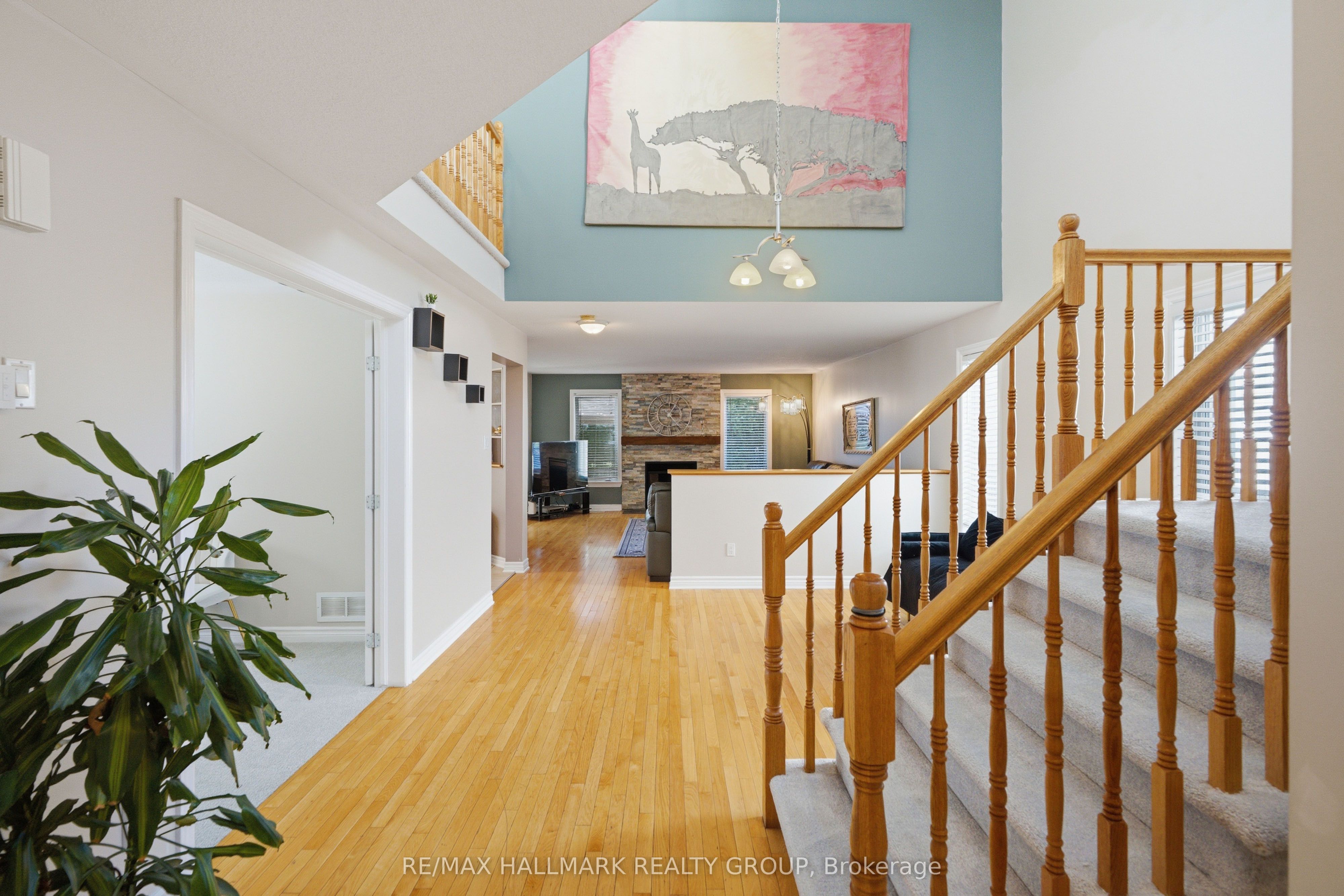 800 Long Point Circle Property Photo 8