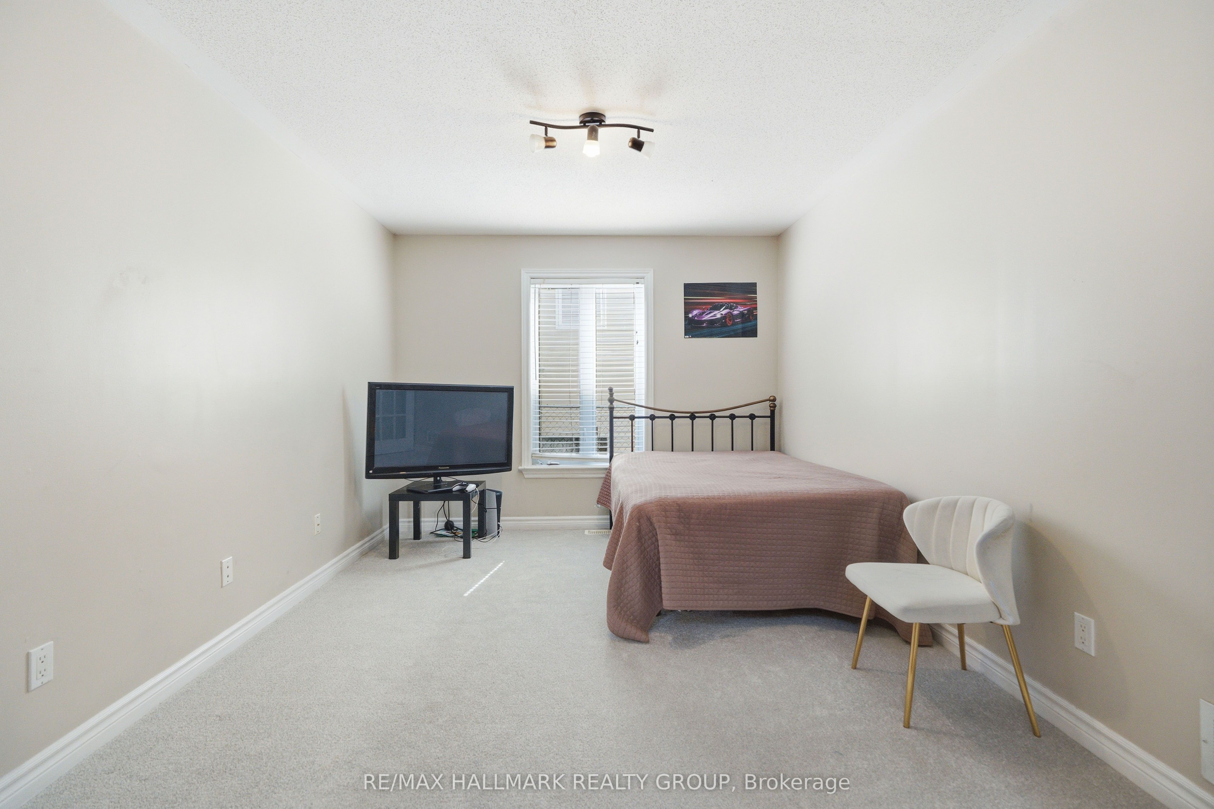 800 Long Point Circle Property Photo 11