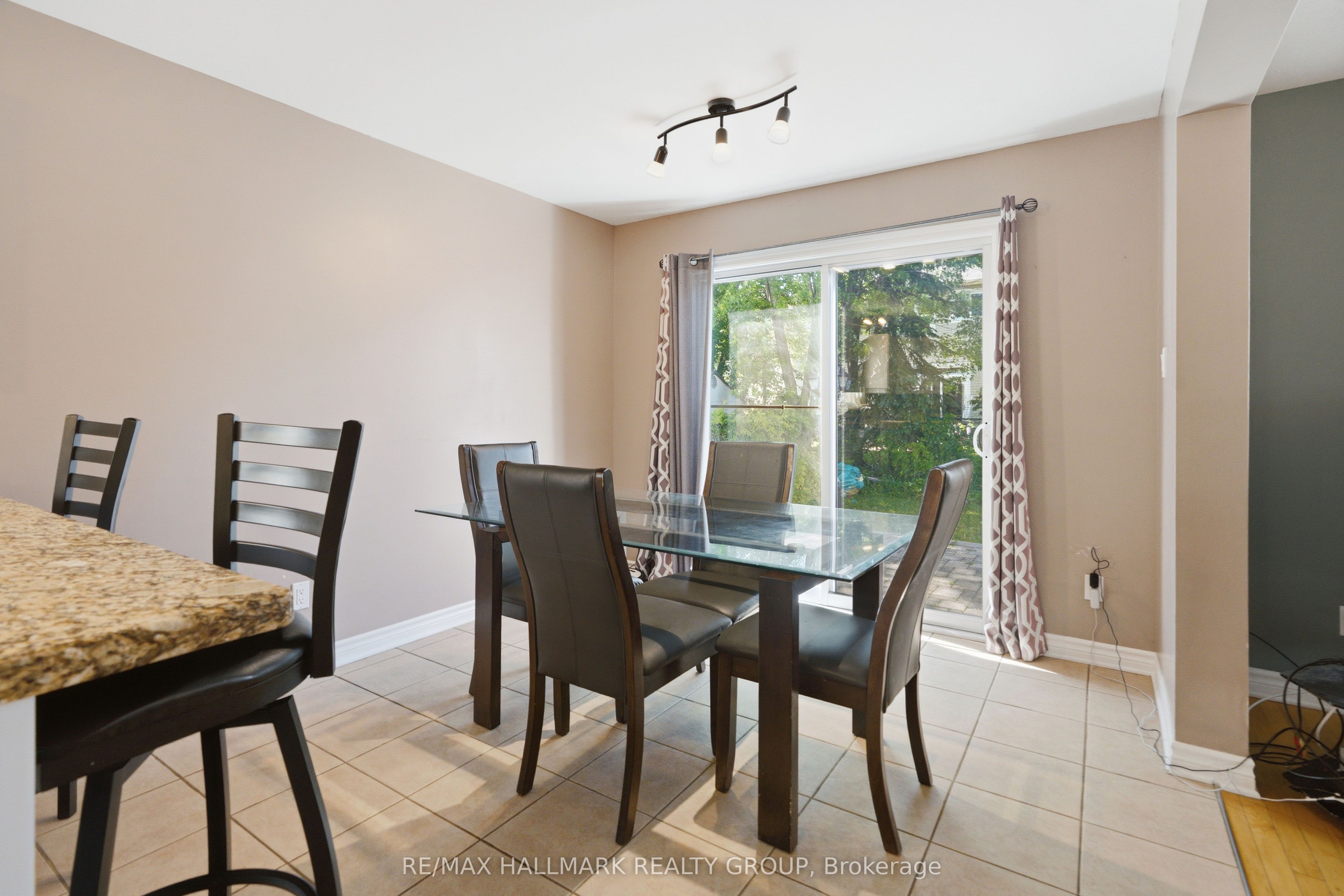 800 Long Point Circle Property Photo 23