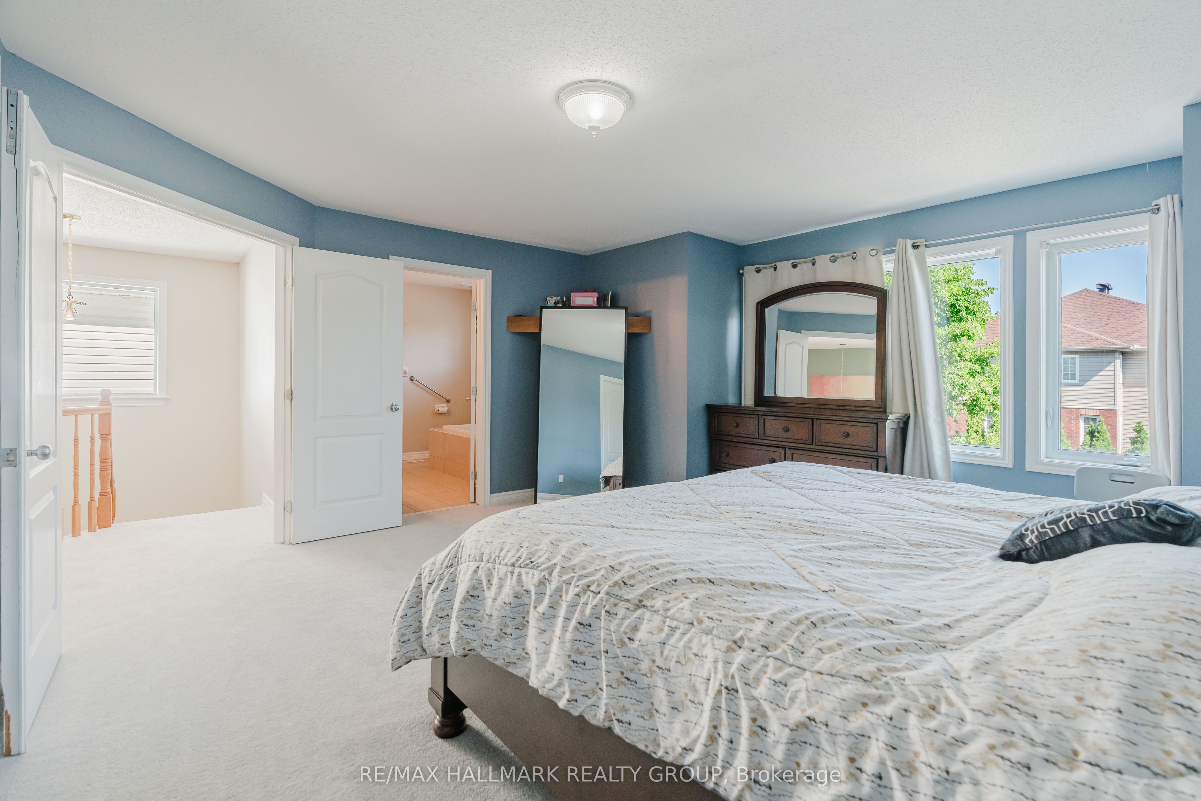 800 Long Point Circle Property Photo 28