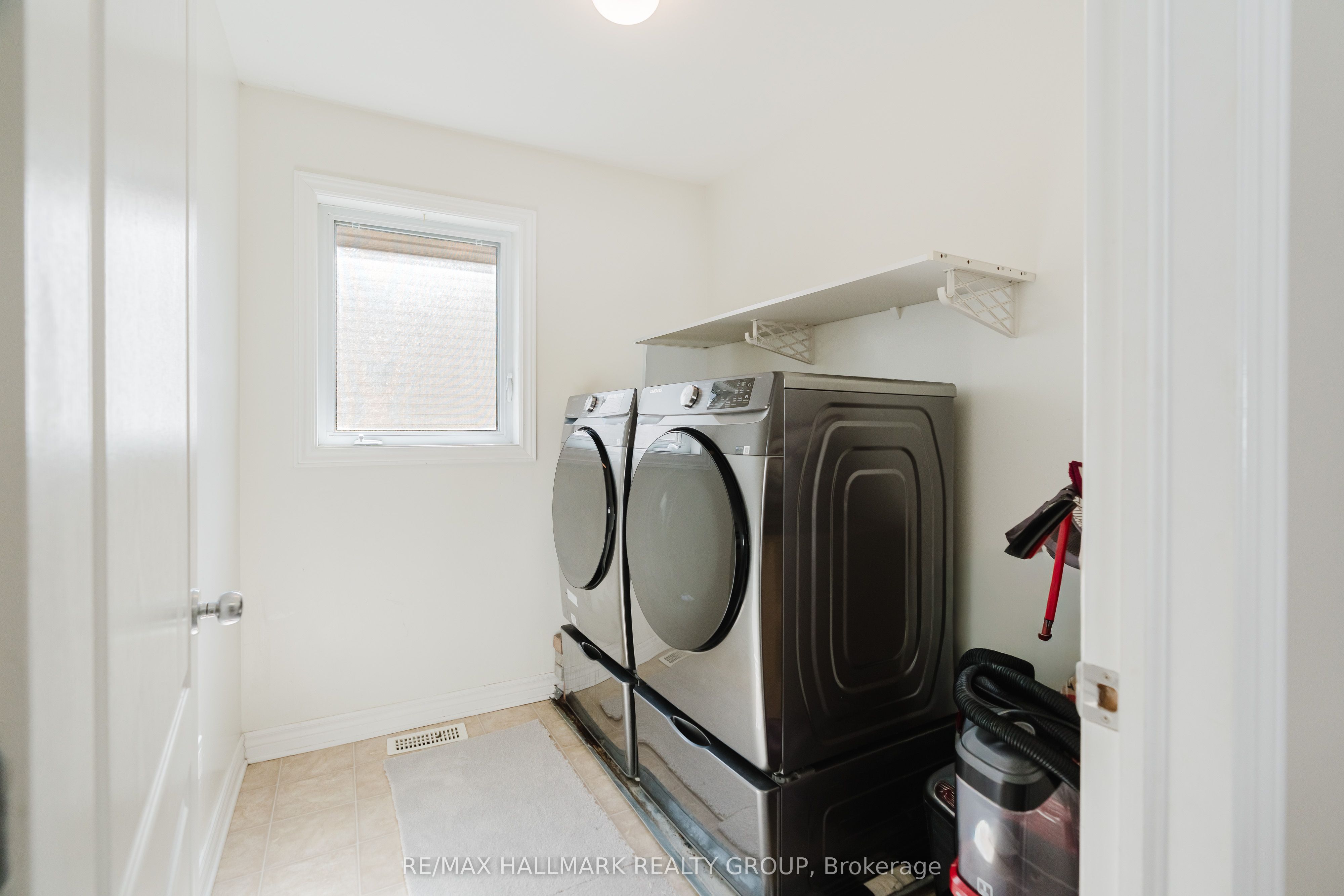 800 Long Point Circle Property Photo 32