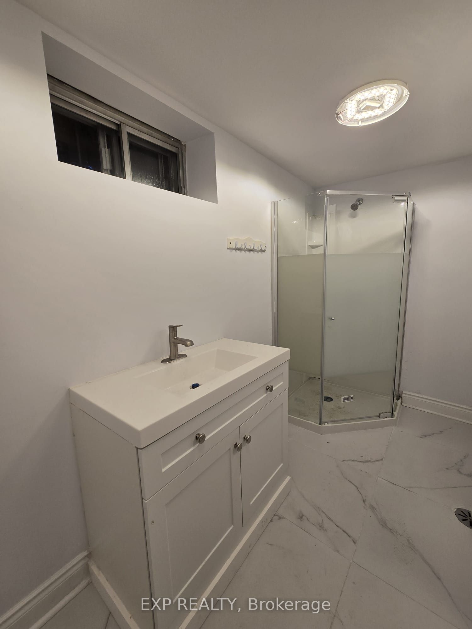 20 Newhaven Street B Property Photo 9