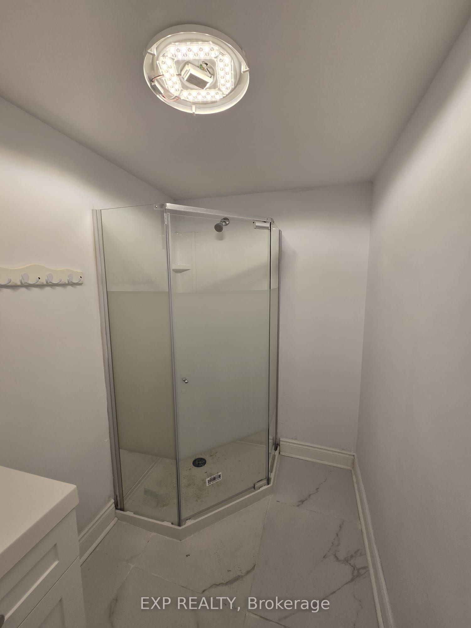 20 Newhaven Street B Property Photo 11