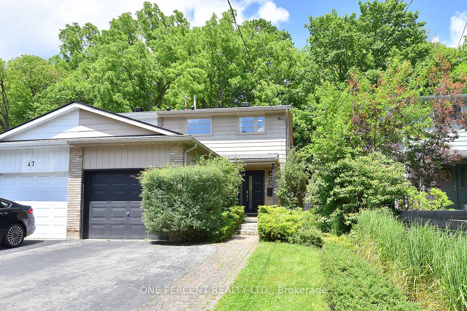 49 Park Street E Property Photo 1