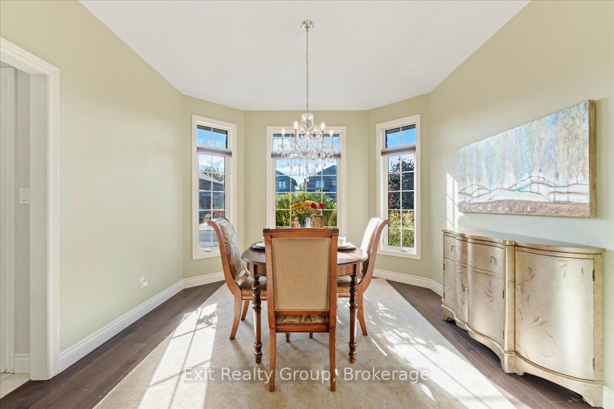 14 Cavendish Drive Property Photo 6