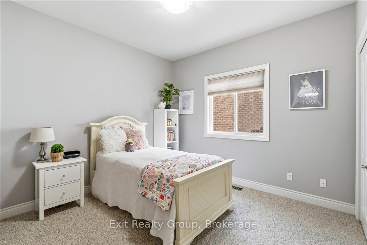 14 Cavendish Drive Property Photo 18