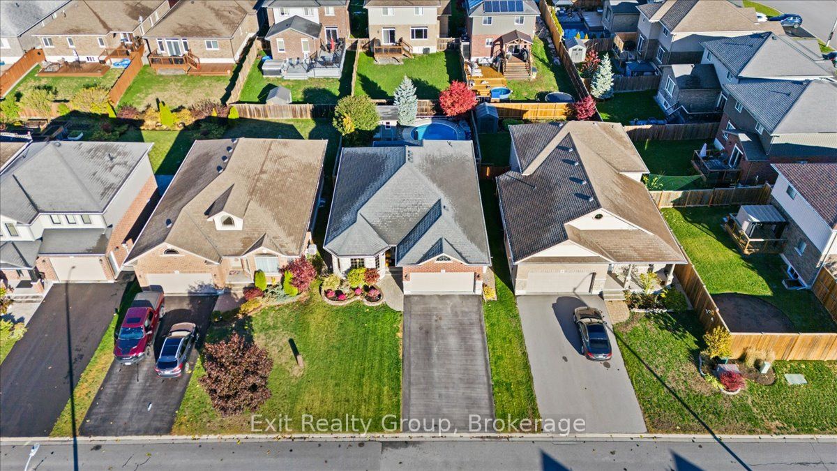 14 Cavendish Drive Property Photo 35