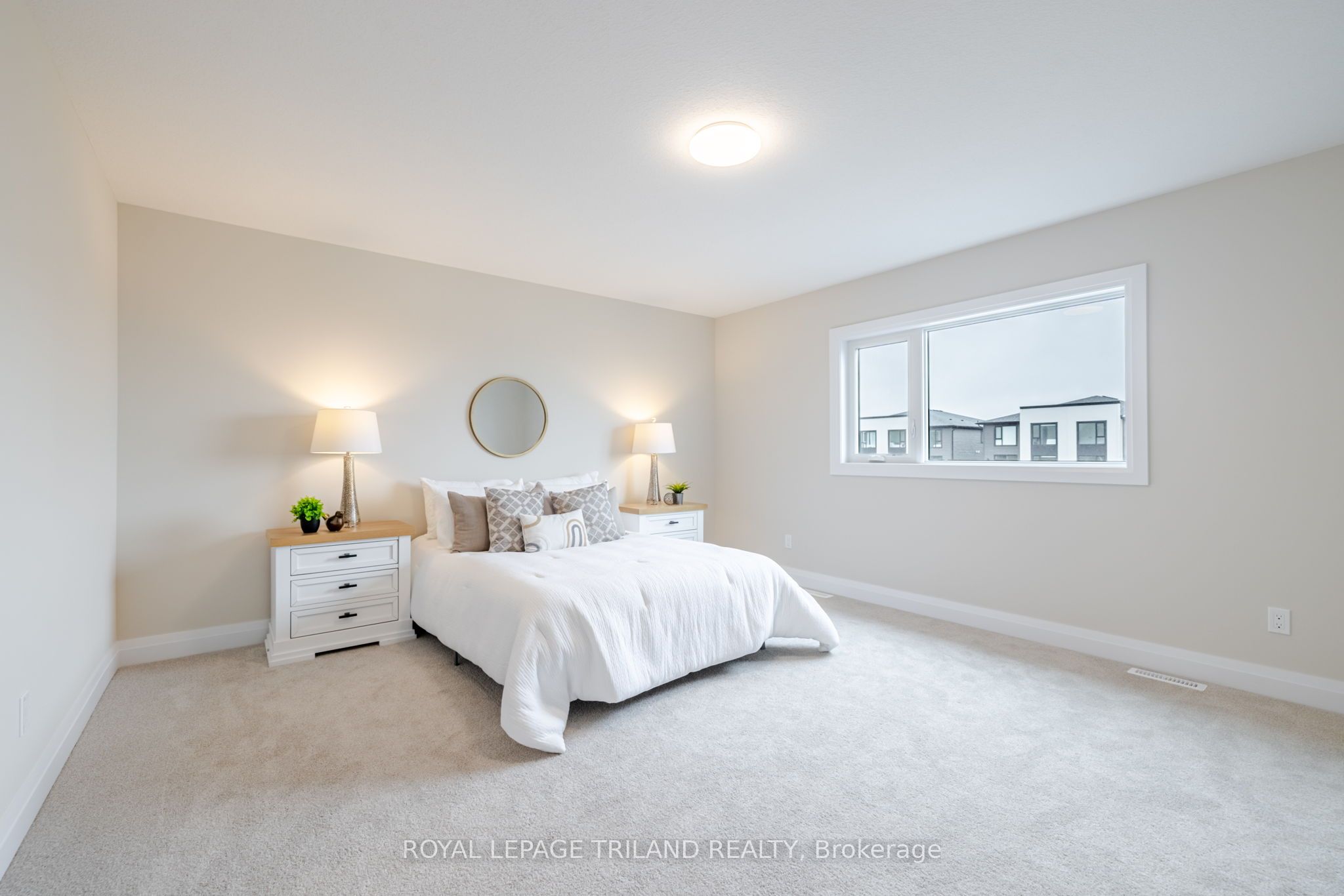 768 Banyan Lane Property Photo 19