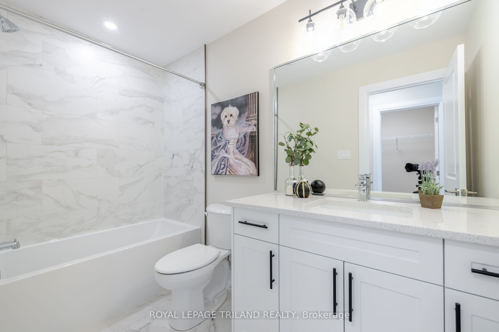 768 Banyan Lane Property Photo 28
