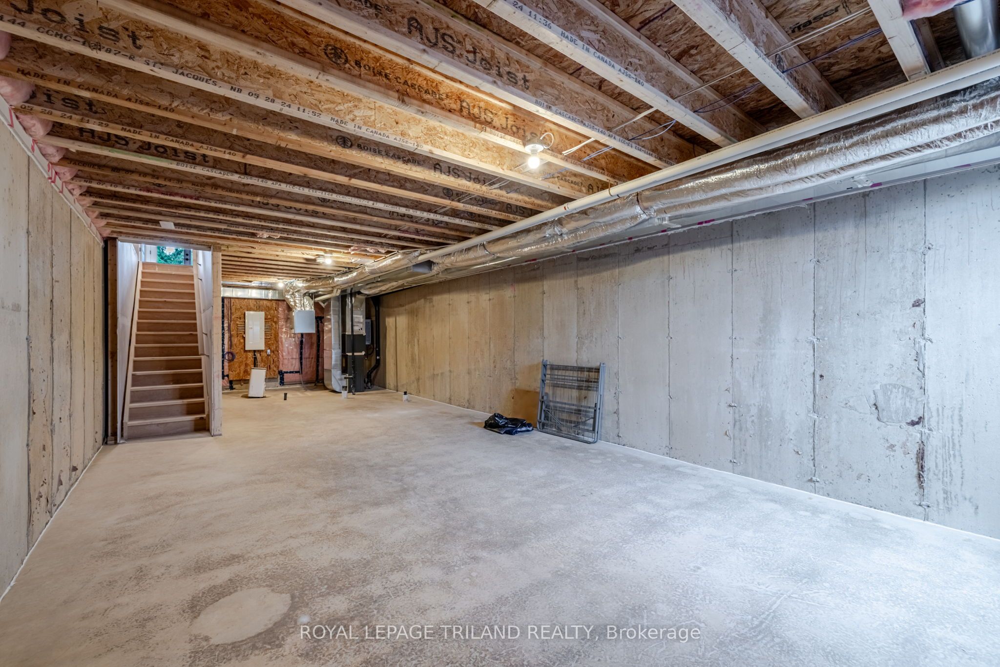 768 Banyan Lane Property Photo 31