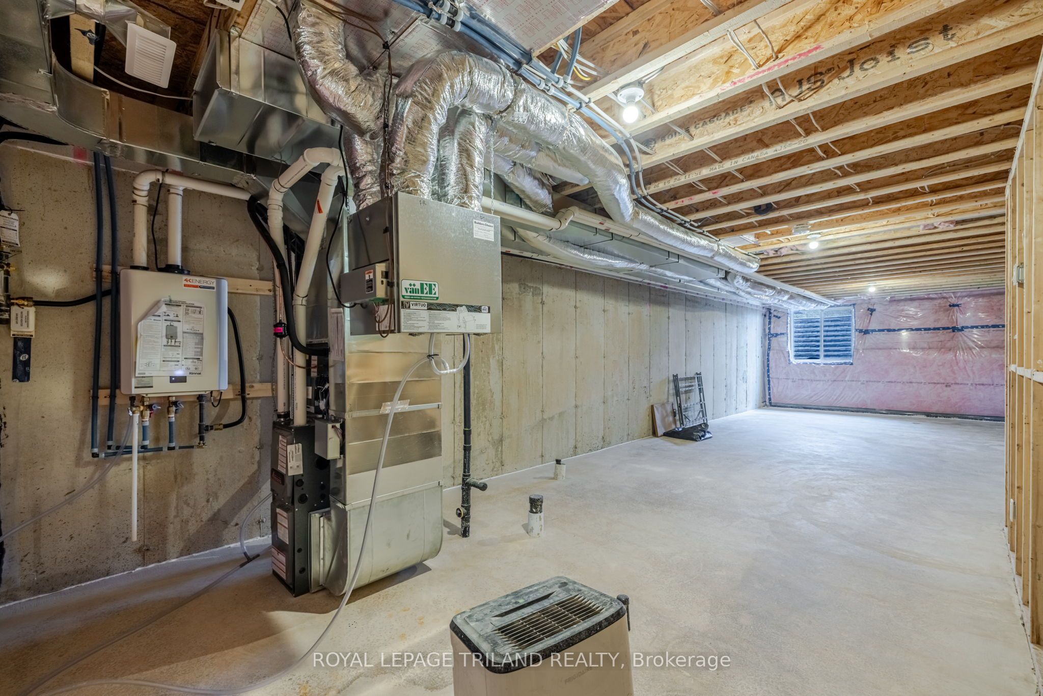 768 Banyan Lane Property Photo 34