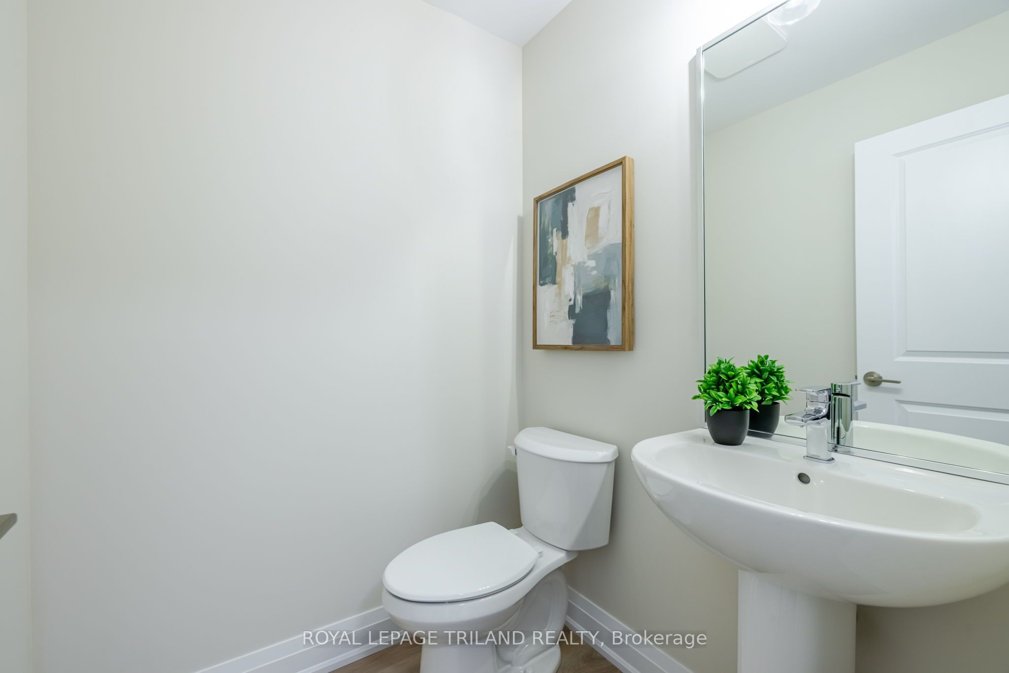 770 Banyan Lane Property Photo 10