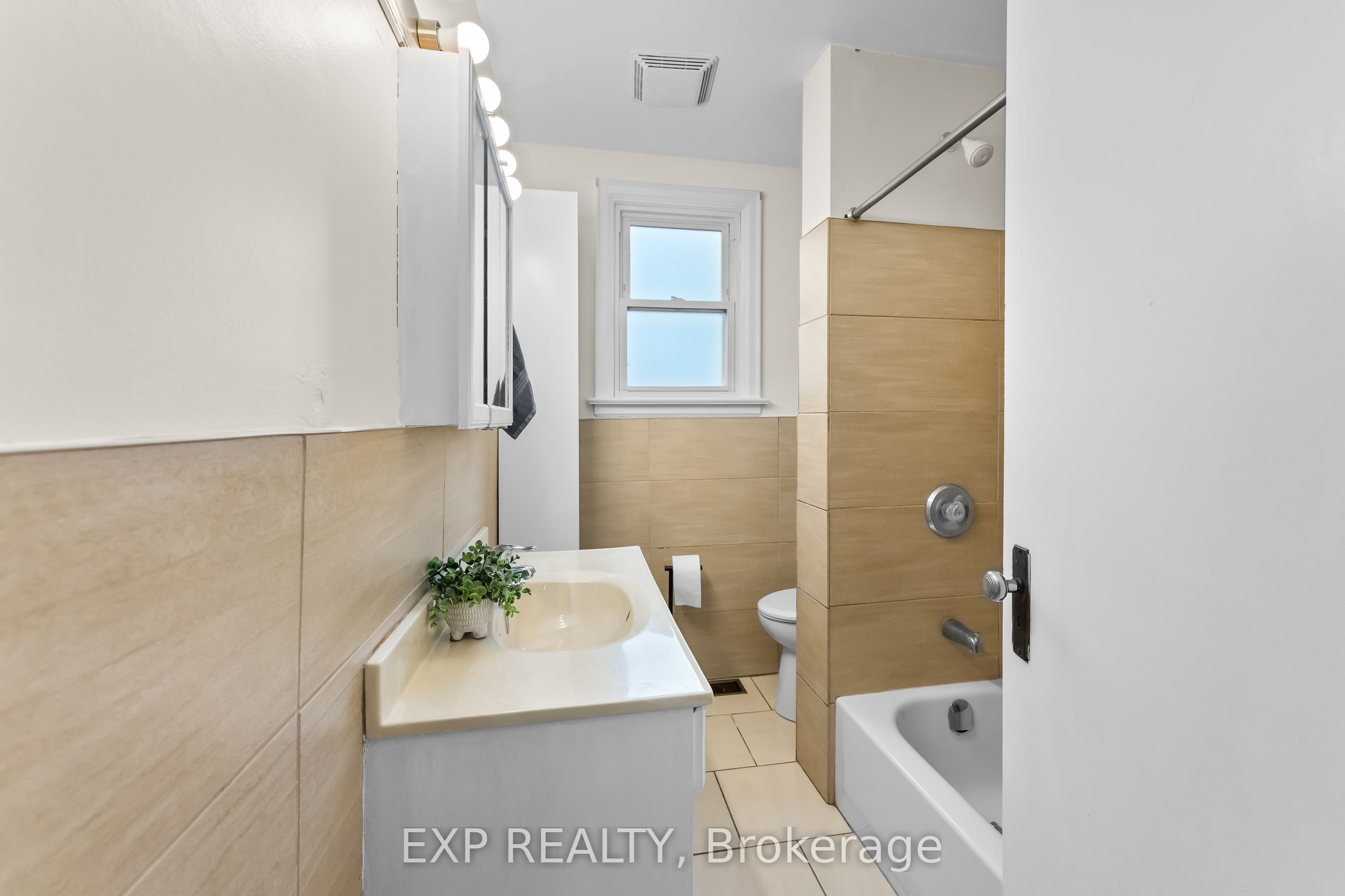 6 Cedardale Avenue Property Photo 15