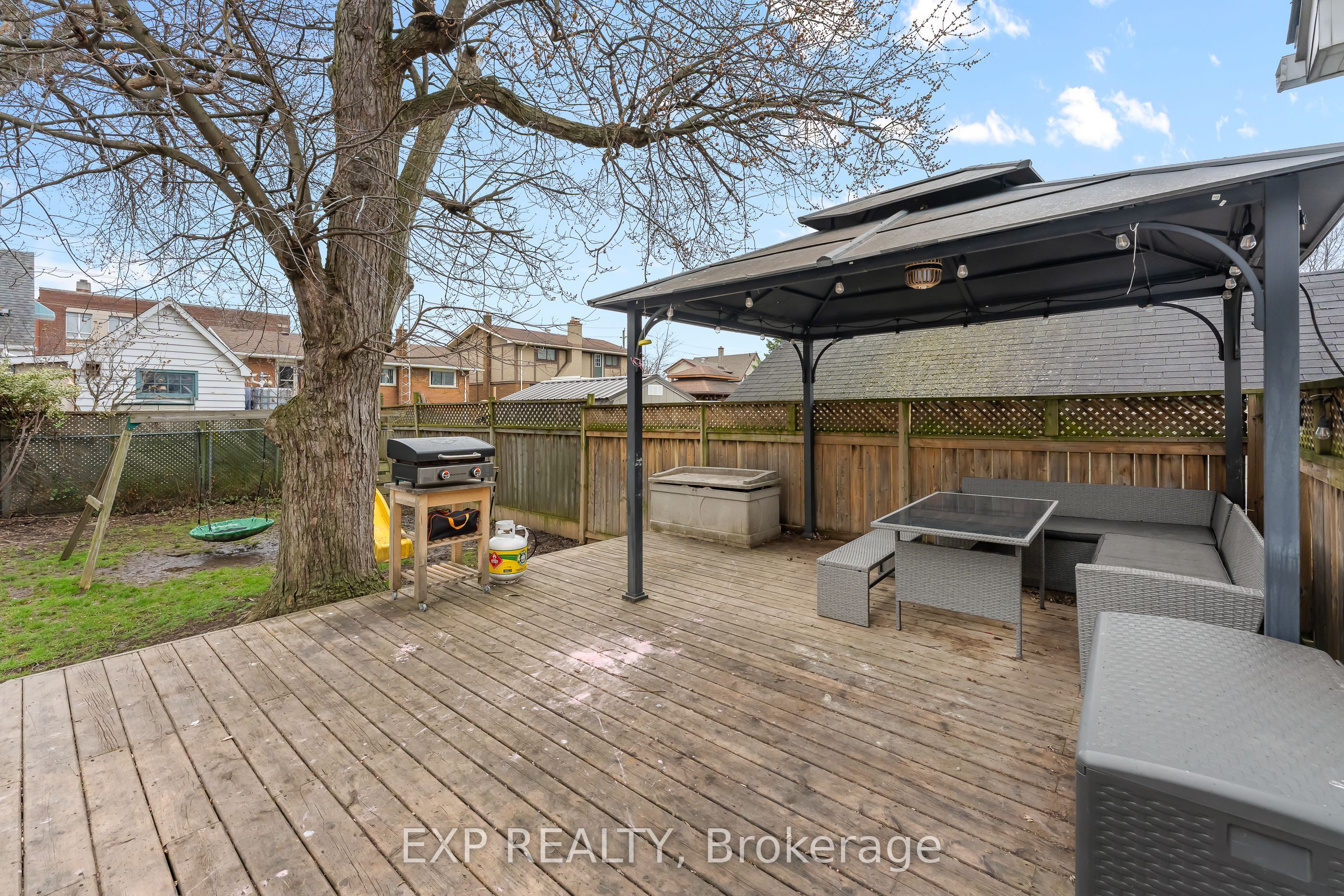 6 Cedardale Avenue Property Photo 29