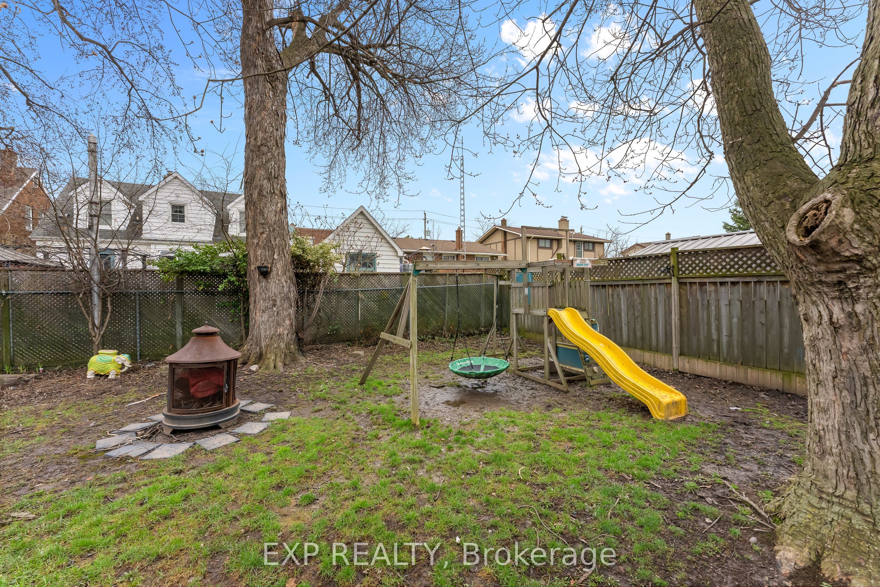 6 Cedardale Avenue Property Photo 31