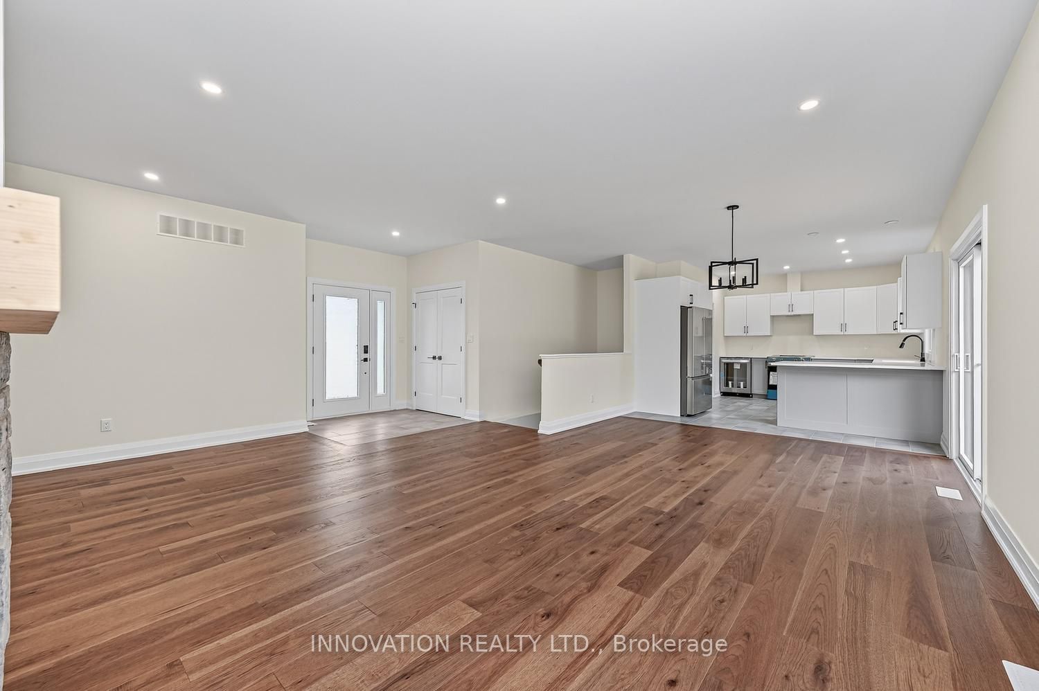 3249 Elizabeth Street Property Photo 8