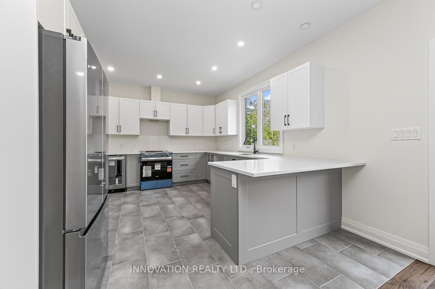 3249 Elizabeth Street Property Photo 12
