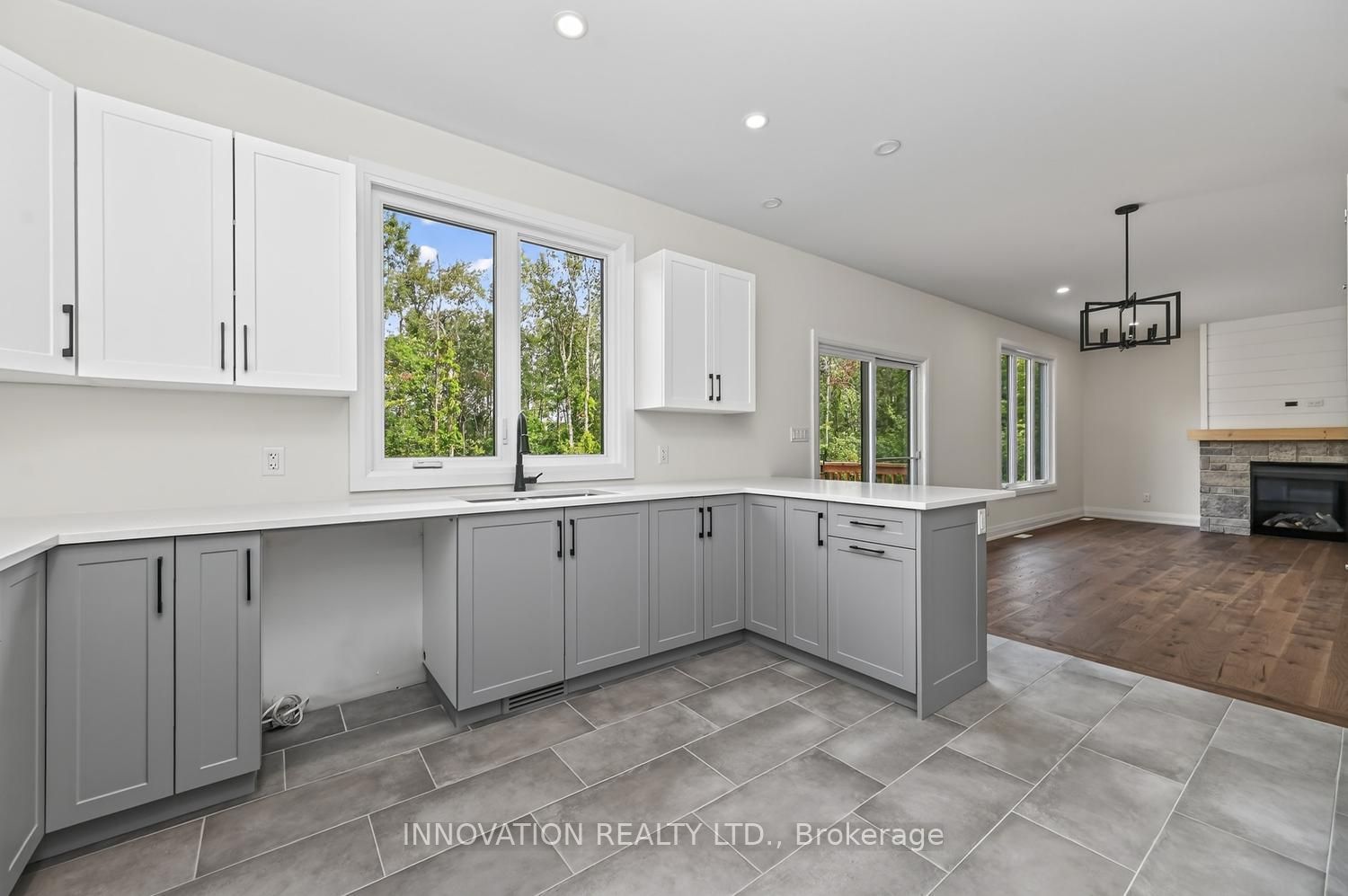 3249 Elizabeth Street Property Photo 16