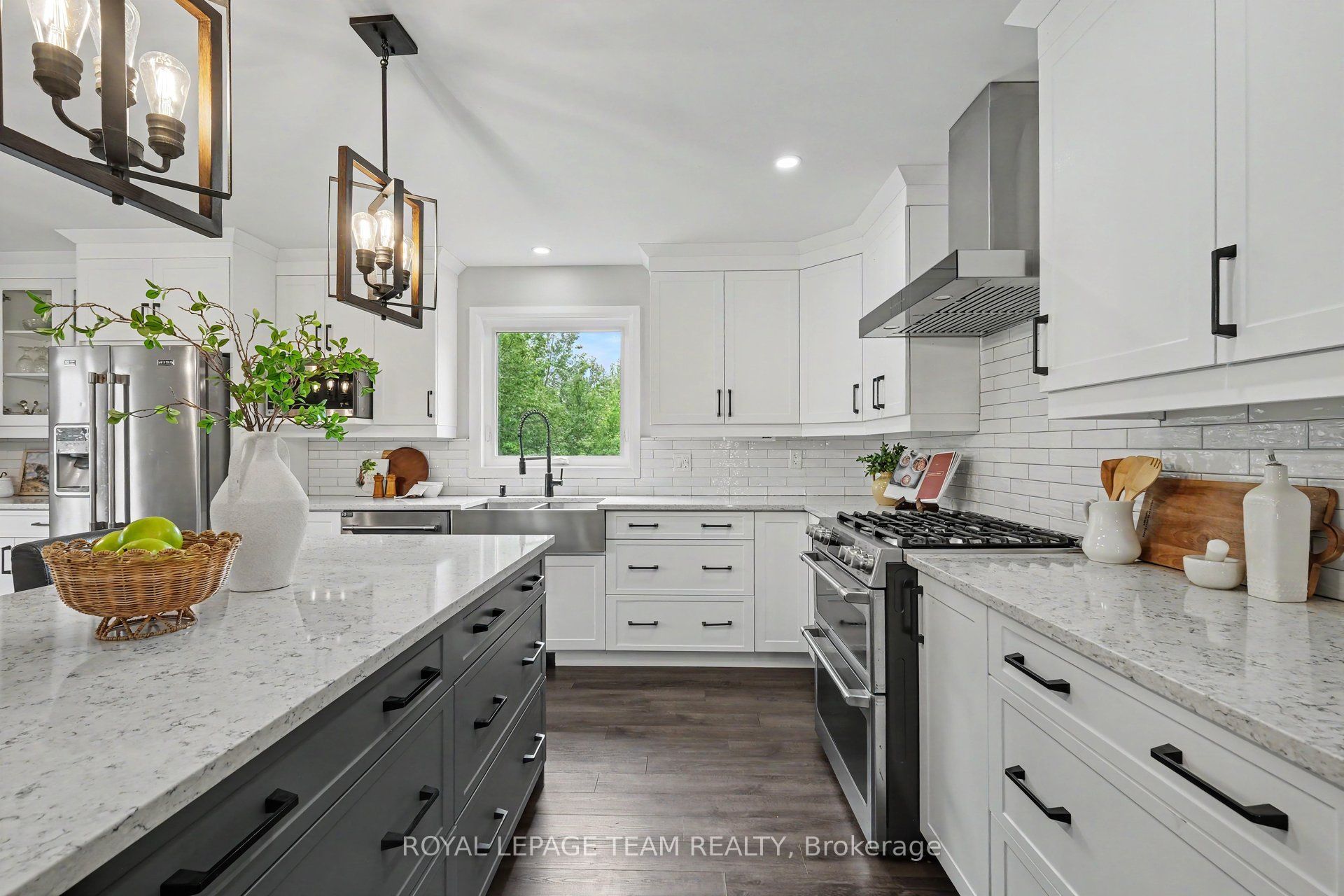 7012 Malakoff Road Property Photo 17