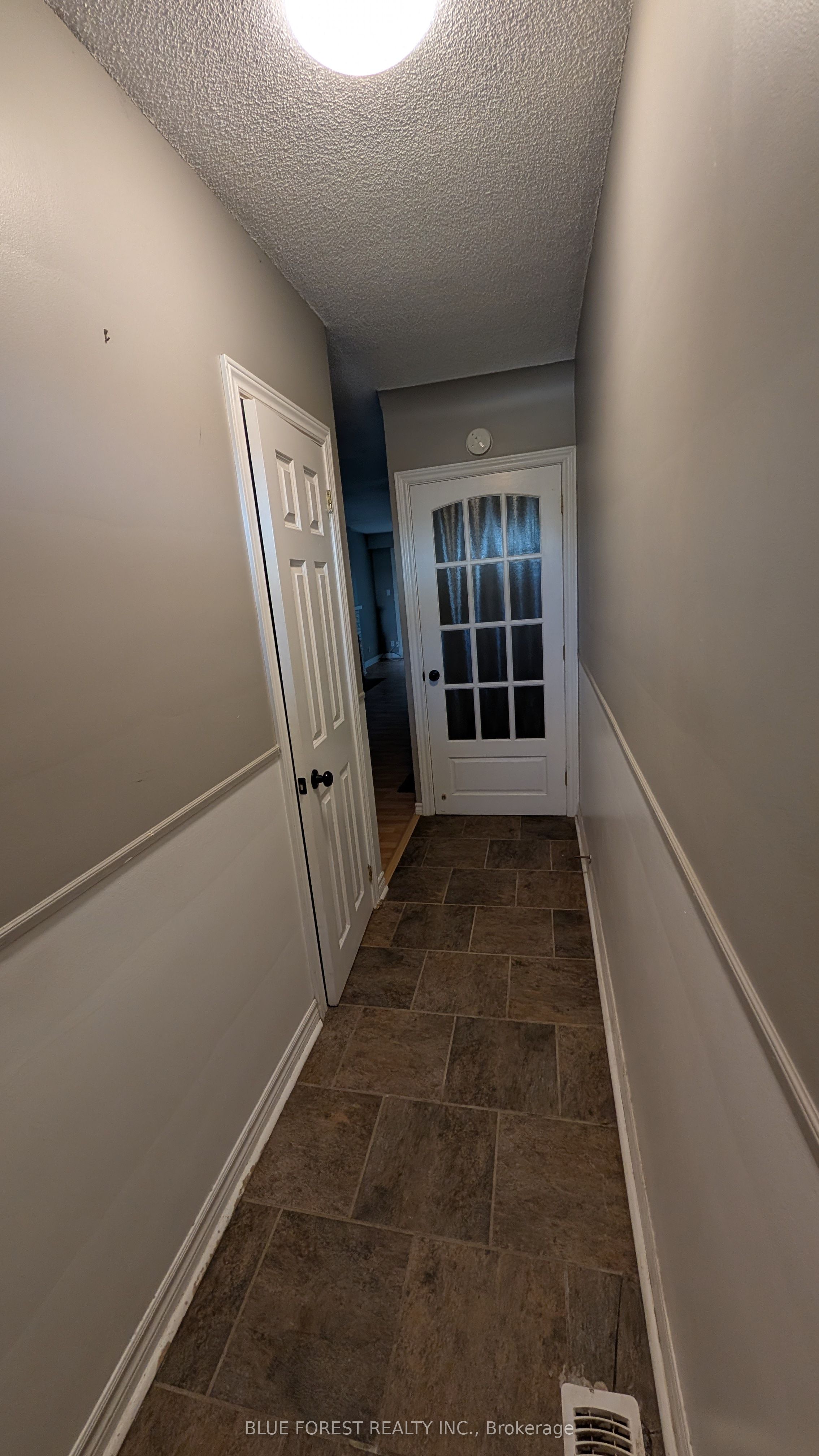 36 Arbour Glen Crescent Property Photo 2