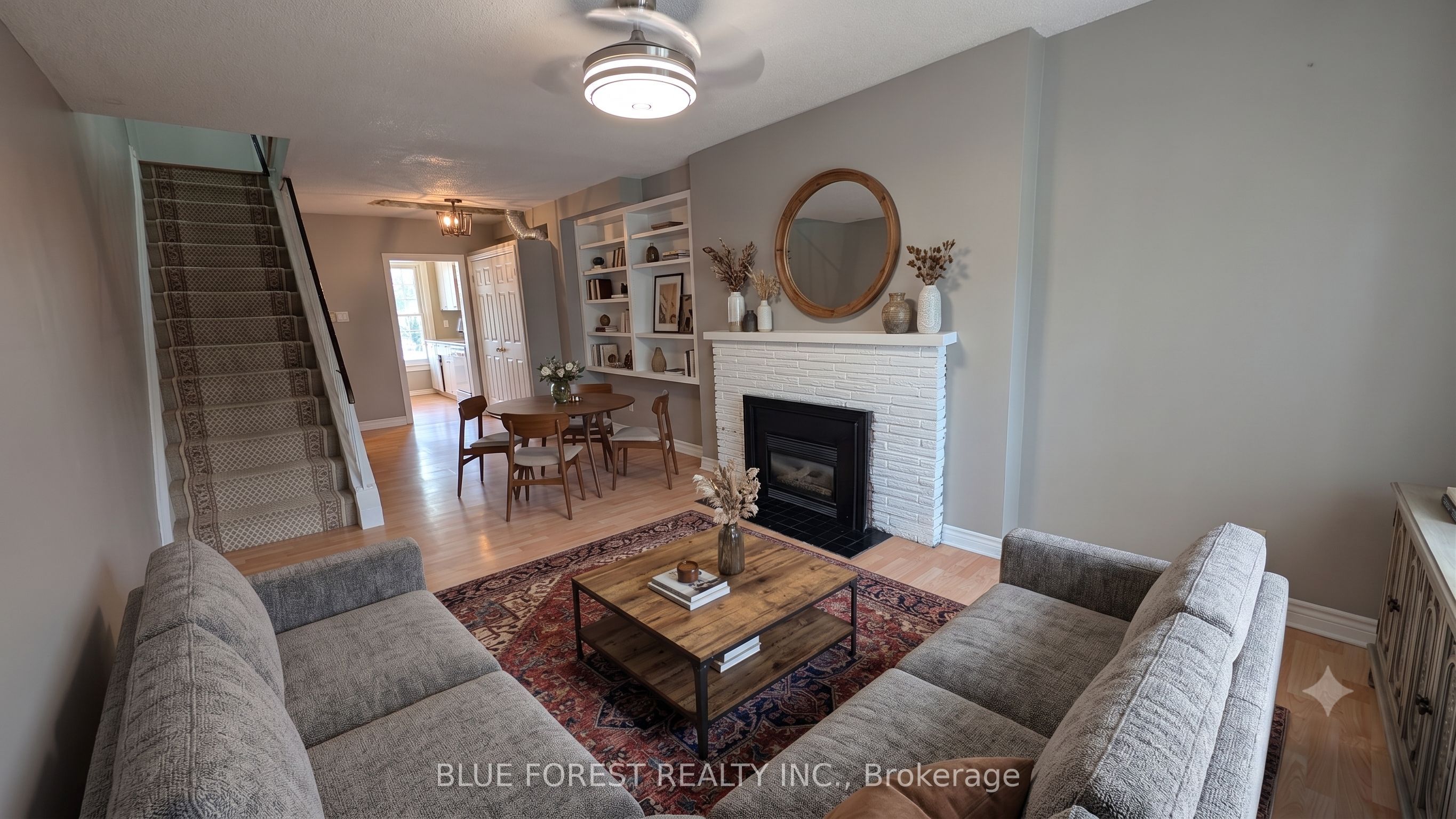 36 Arbour Glen Crescent Property Photo 6