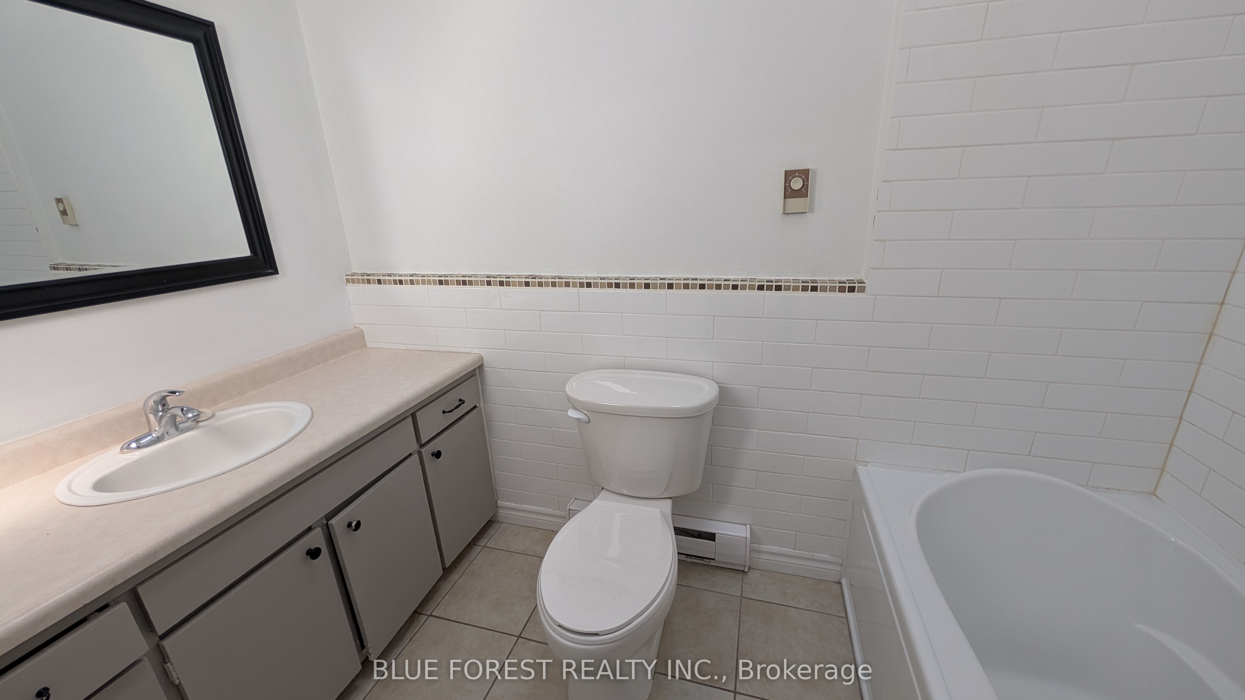 36 Arbour Glen Crescent Property Photo 13