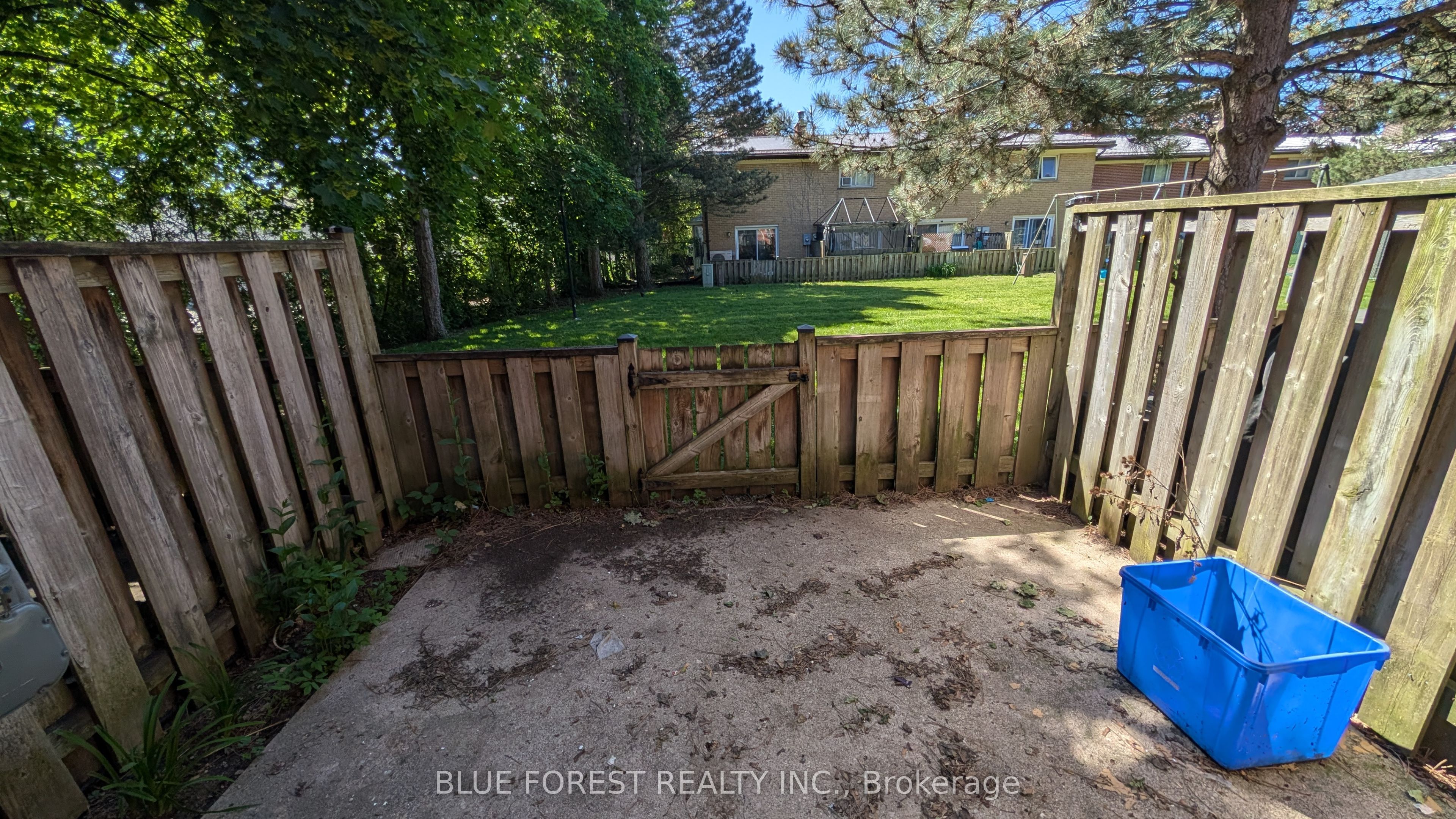 36 Arbour Glen Crescent Property Photo 17