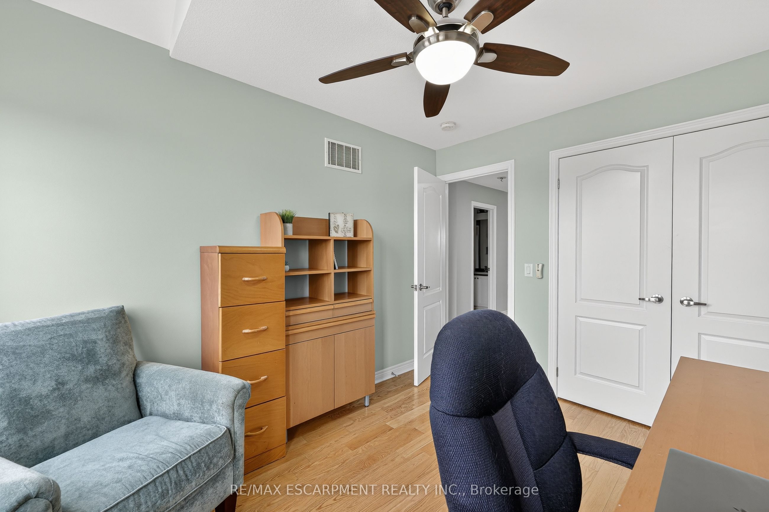 557 Baldwin Crescent Property Photo 34