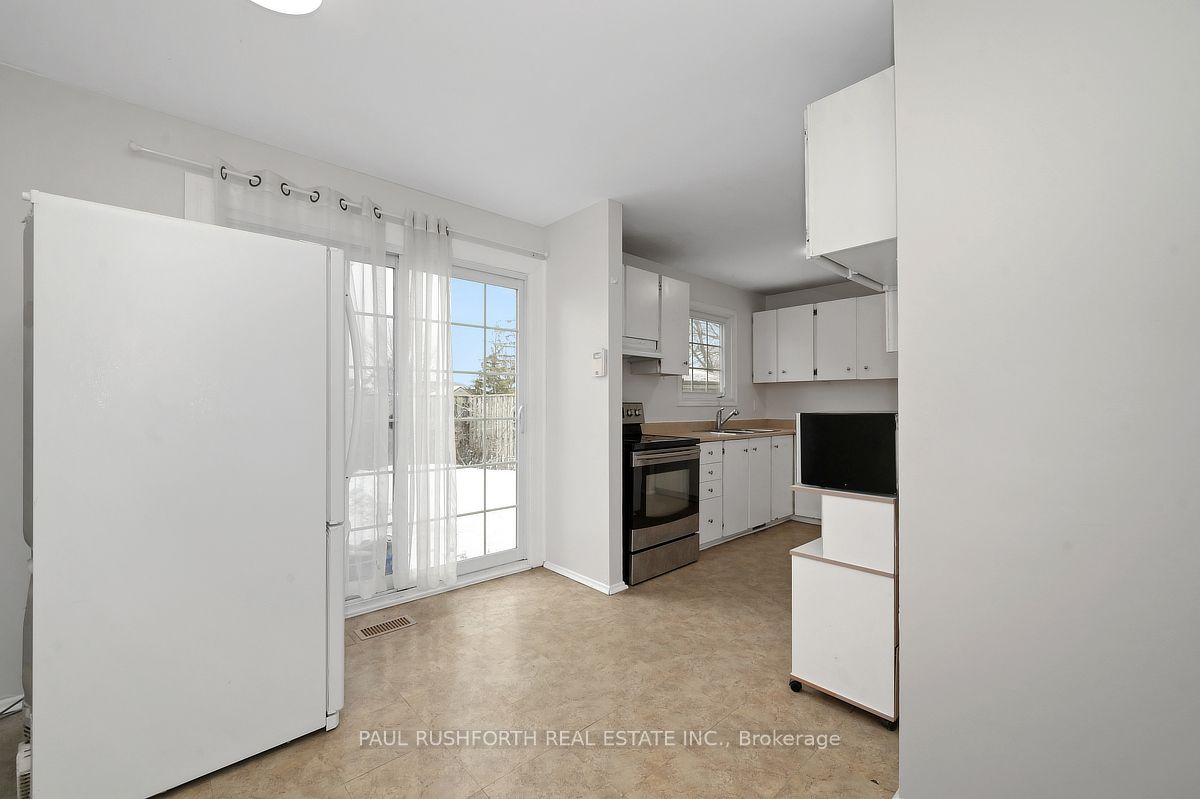 1107 Meadowlands Drive Property Photo 12