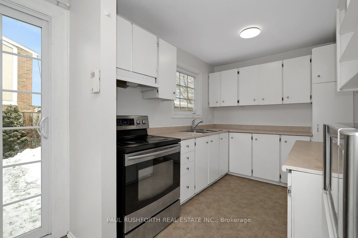 1107 Meadowlands Drive Property Photo 17