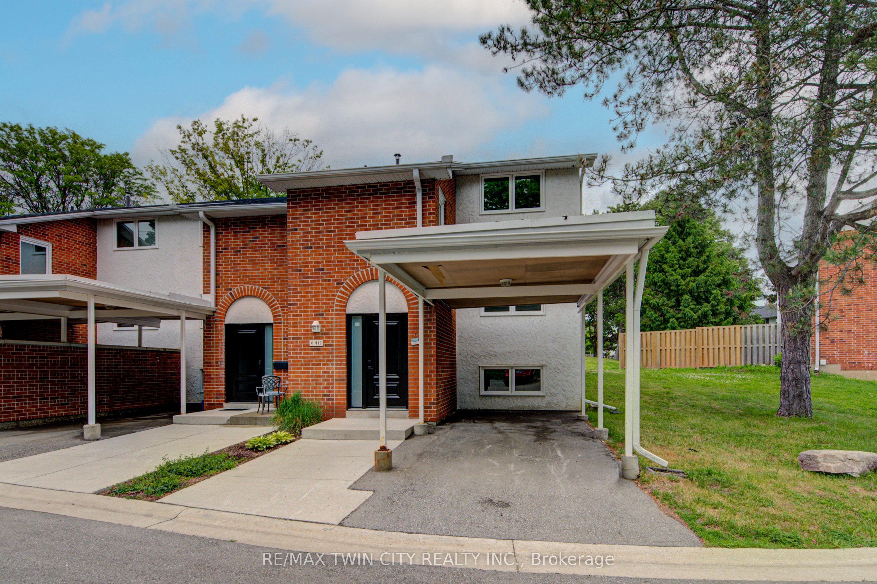 417 Keats Way 4 Property Photo 1